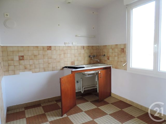 Afficher la photo en grand Maison à vendre - 4 pièces - 72,15 m2 - CHAMPSECRET - 61 - BASSE-NORMANDIE