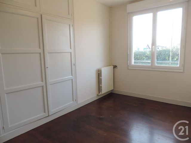 Afficher la photo en grand Maison à vendre - 4 pièces - 72,15 m2 - CHAMPSECRET - 61 - BASSE-NORMANDIE