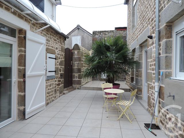 Afficher la photo en grand Maison à vendre - 4 pièces - 118 m2 - LA FERTE MACE - 61 - BASSE-NORMANDIE