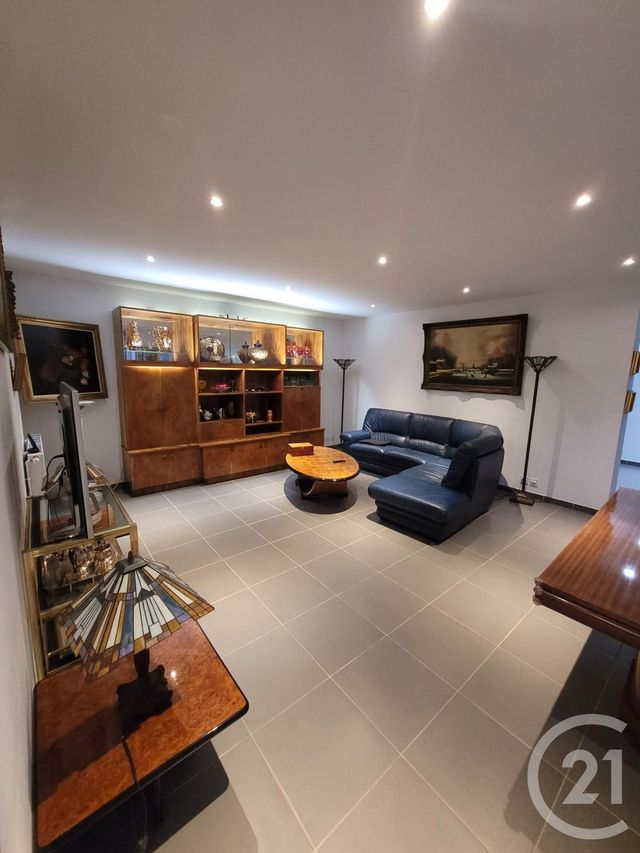Afficher la photo en grand Maison à vendre - 9 pièces - 227,50 m2 - LA FERTE MACE - 61 - BASSE-NORMANDIE