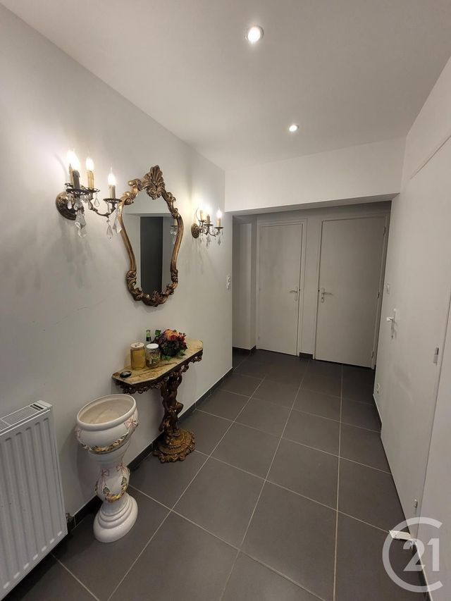 Afficher la photo en grand Maison à vendre - 9 pièces - 227,50 m2 - LA FERTE MACE - 61 - BASSE-NORMANDIE