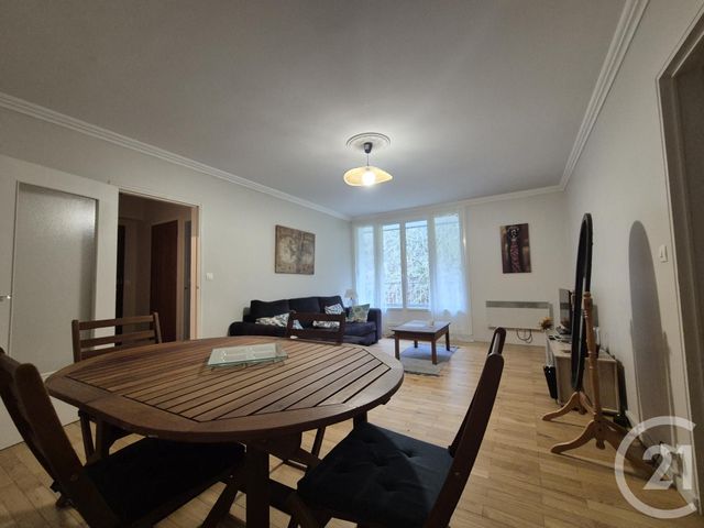 Appartement F2 à vendre - 2 pièces - 50,08 m2 - Bagnoles De L Orne Normandie - 61 - BASSE-NORMANDIE