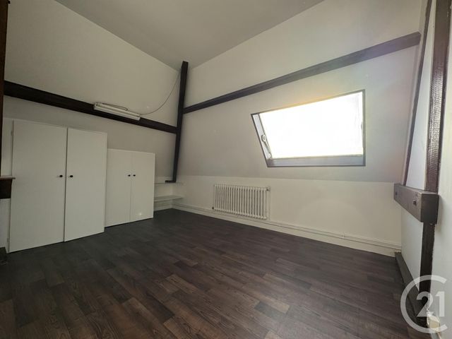 Afficher la photo en grand Maison à vendre - 7 pièces - 144,30 m2 - La Ferte Mace - 61 - BASSE-NORMANDIE