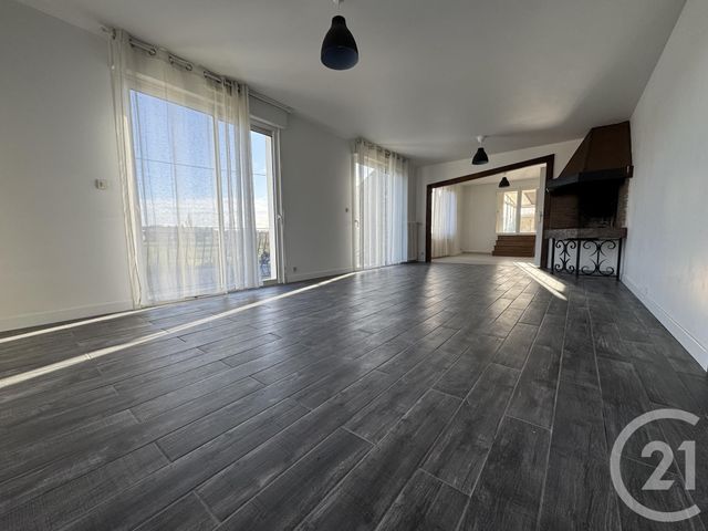 Afficher la photo en grand Maison à vendre - 7 pièces - 144,30 m2 - La Ferte Mace - 61 - BASSE-NORMANDIE