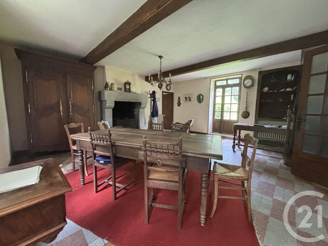 Afficher la photo en grand Maison à vendre - 7 pièces - 126 m2 - Champsecret - 61 - BASSE-NORMANDIE