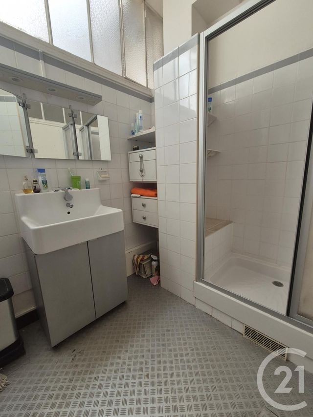 Afficher la photo en grand Maison à vendre - 8 pièces - 200,93 m2 - Bagnoles De L Orne Normandie - 61 - BASSE-NORMANDIE
