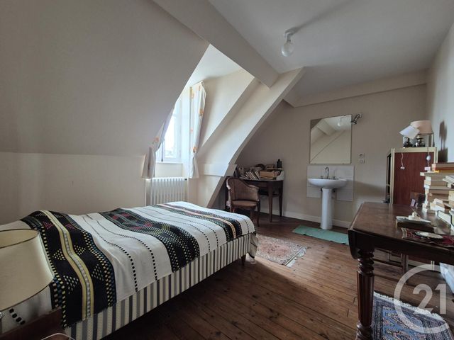 Afficher la photo en grand Maison à vendre - 11 pièces - 216 m2 - Briouze - 61 - BASSE-NORMANDIE