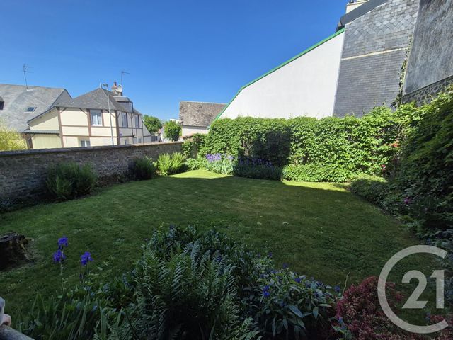 Afficher la photo en grand Maison à vendre - 11 pièces - 216 m2 - Briouze - 61 - BASSE-NORMANDIE
