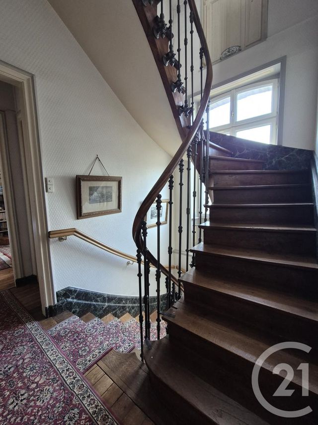 Afficher la photo en grand Maison à vendre - 11 pièces - 216 m2 - Briouze - 61 - BASSE-NORMANDIE