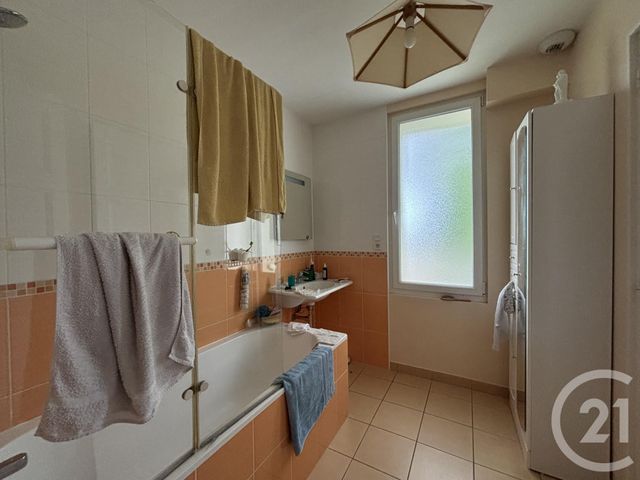 Afficher la photo en grand Maison à vendre - 5 pièces - 121 m2 - Bagnoles De L Orne Normandie - 61 - BASSE-NORMANDIE
