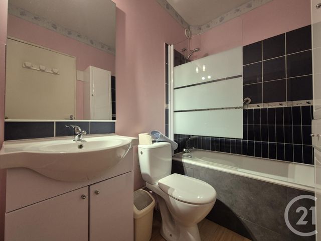 Appartement Studio à vendre - 1 pièce - 29,75 m2 - Bagnoles De L Orne Normandie - 61 - BASSE-NORMANDIE