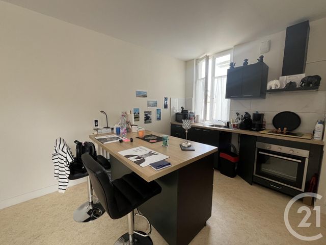 Appartement T3 à louer - 3 pièces - 58,90 m2 - Bagnoles De L Orne Normandie - 61 - BASSE-NORMANDIE