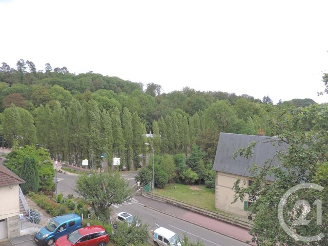 Afficher la photo en grand Appartement F2 à louer - 2 pièces - 38 m2 - Bagnoles De L Orne - 61 - BASSE-NORMANDIE