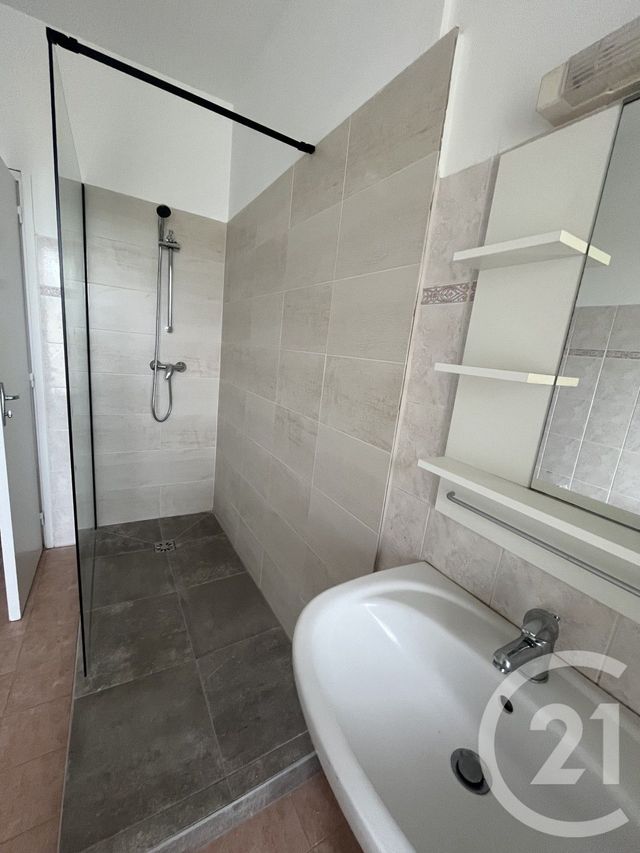 Appartement F2 à louer - 2 pièces - 53 m2 - Bagnoles De L Orne Normandie - 61 - BASSE-NORMANDIE