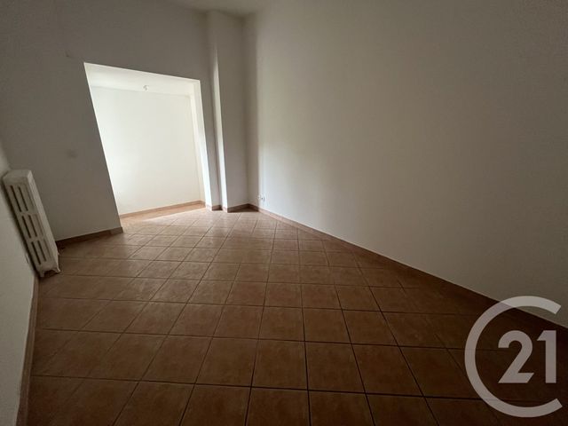 Appartement F2 à louer - 2 pièces - 53 m2 - Bagnoles De L Orne Normandie - 61 - BASSE-NORMANDIE