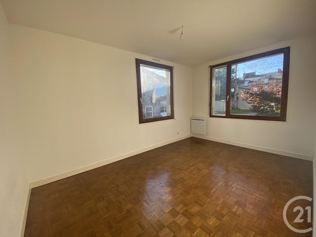 Maison &agrave; louer - 5 pi&egrave;ces - 102,65 m2 - La Ferte Mace - 61 - BASSE-NORMANDIE