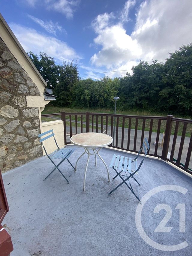 Maison &agrave; louer - 3 pi&egrave;ces - 63,91 m2 - Bagnoles De L Orne Normandie - 61 - BASSE-NORMANDIE