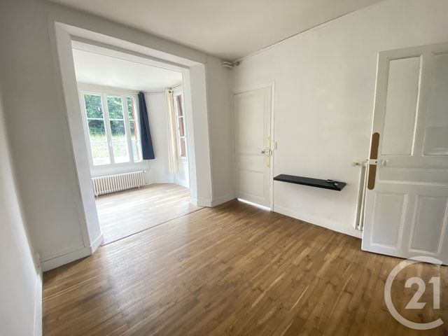 Maison &agrave; louer - 3 pi&egrave;ces - 63,91 m2 - Bagnoles De L Orne Normandie - 61 - BASSE-NORMANDIE