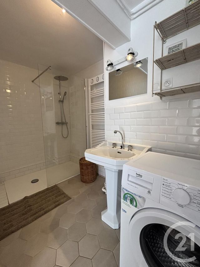 Appartement T2 &agrave; louer - 2 pi&egrave;ces - 65 m2 - Bagnoles De L Orne Normandie - 61 - BASSE-NORMANDIE