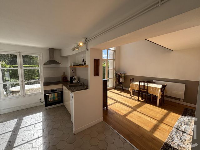 Appartement T2 &agrave; louer - 2 pi&egrave;ces - 65 m2 - Bagnoles De L Orne Normandie - 61 - BASSE-NORMANDIE