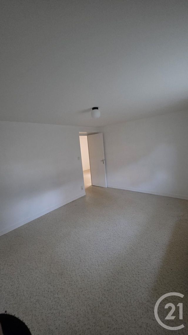 Appartement &agrave; louer - 3 pi&egrave;ces - 69,76 m2 - Bagnoles De L Orne Normandie - 61 - BASSE-NORMANDIE