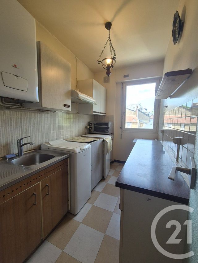 Appartement F3 &agrave; vendre - 3 pi&egrave;ces - 58,73 m2 - Bagnoles De L Orne Normandie - 61 - BASSE-NORMANDIE