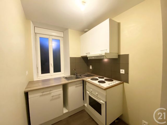 Appartement F3 &agrave; louer - 3 pi&egrave;ces - 71,73 m2 - Bagnoles De L Orne Normandie - 61 - BASSE-NORMANDIE