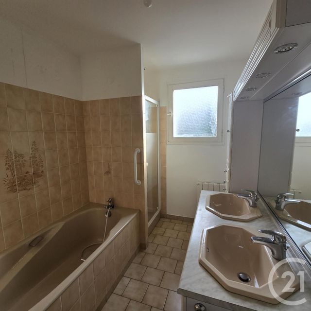 Maison &agrave; louer - 3 pi&egrave;ces - 73,30 m2 - Ceauce - 61 - BASSE-NORMANDIE