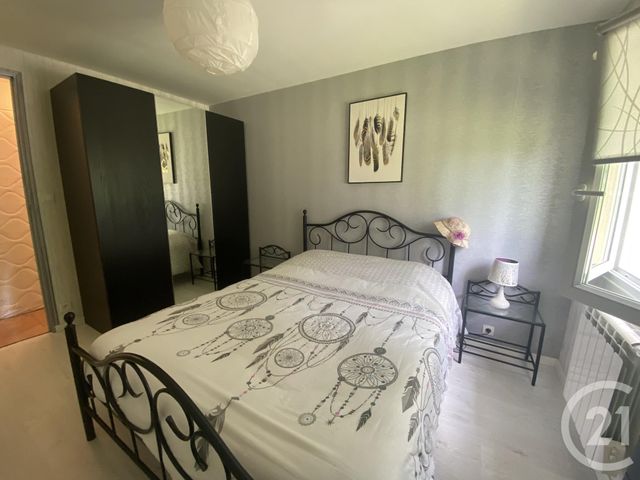 Maison &agrave; louer - 5 pi&egrave;ces - 111,04 m2 - La Coulonche - 61 - BASSE-NORMANDIE