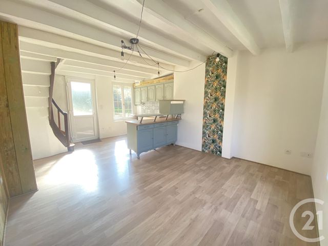 Appartement &agrave; louer - 2 pi&egrave;ces - 50 m2 - Domfront En Poiraie - 61 - BASSE-NORMANDIE