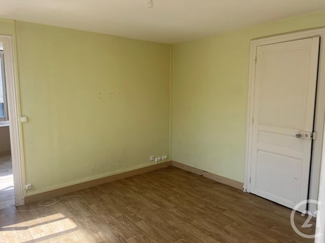Appartement F2 &agrave; louer - 2 pi&egrave;ces - 48 m2 - Bagnoles De L Orne Normandie - 61 - BASSE-NORMANDIE