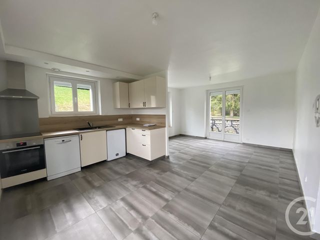 Appartement F3 &agrave; louer - 3 pi&egrave;ces - 58 m2 - Bagnoles De L Orne Normandie - 61 - BASSE-NORMANDIE