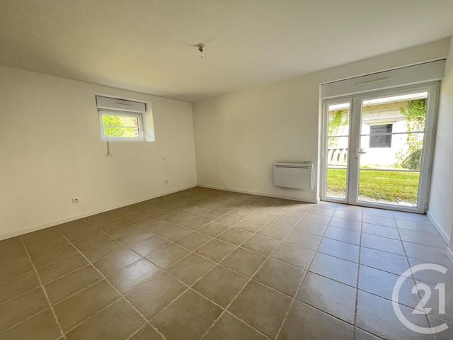 Maison &agrave; louer - 6 pi&egrave;ces - 130,82 m2 - Juvigny Val D Andaine - 61 - BASSE-NORMANDIE