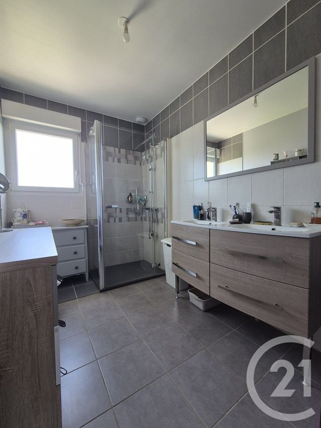 Maison &agrave; vendre - 4 pi&egrave;ces - 86,27 m2 - Bagnoles De L Orne Normandie - 61 - BASSE-NORMANDIE