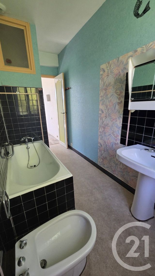 Maison &agrave; vendre - 5 pi&egrave;ces - 81 m2 - Bagnoles De L Orne Normandie - 61 - BASSE-NORMANDIE
