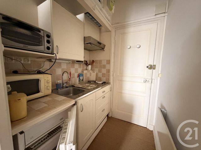 Appartement Studio &agrave; vendre - 1 pi&egrave;ce - 21,13 m2 - Bagnoles De L Orne Normandie - 61 - BASSE-NORMANDIE