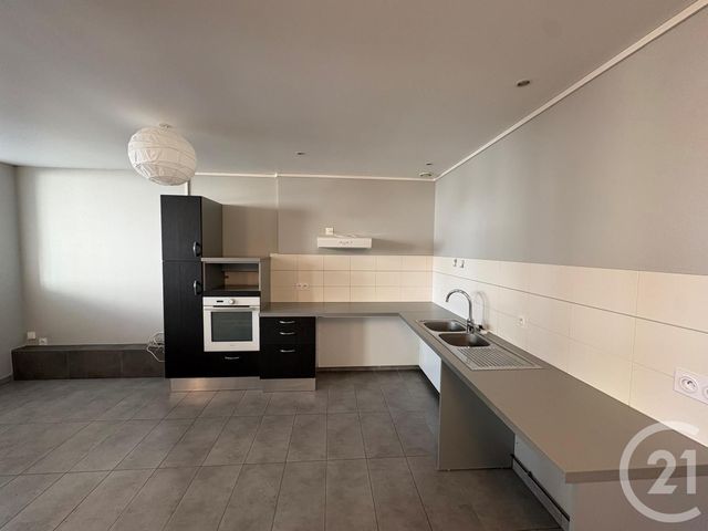 Appartement &agrave; louer - 2 pi&egrave;ces - 50,20 m2 - Bagnoles De L Orne Normandie - 61 - BASSE-NORMANDIE