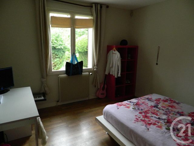 Afficher la photo en grand Maison à vendre - 7 pièces - 170 m2 - MAGNY LE DESERT - 61 - BASSE-NORMANDIE