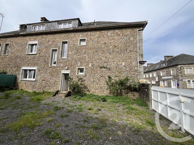 Maison &agrave; louer - 7 pi&egrave;ces - 160 m2 - Joue Du Bois - 61 - BASSE-NORMANDIE