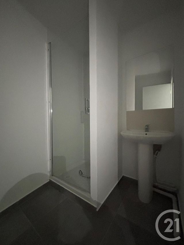 Appartement &agrave; louer - 2 pi&egrave;ces - 41 m2 - Bagnoles De L Orne Normandie - 61 - BASSE-NORMANDIE