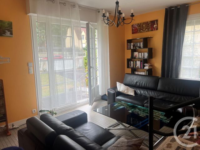 Appartement F4 &agrave; louer - 4 pi&egrave;ces - 90,11 m2 - Bagnoles De L Orne Normandie - 61 - BASSE-NORMANDIE