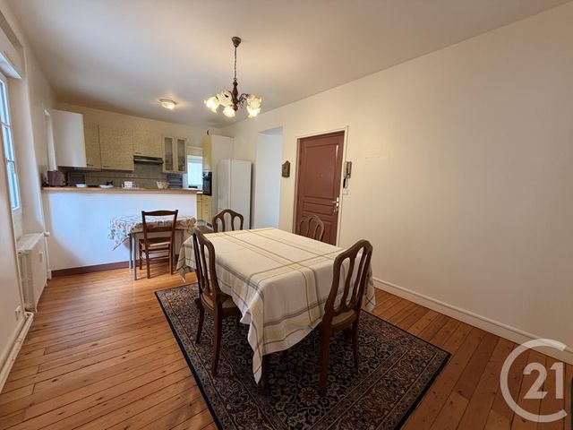 Appartement T3 &agrave; vendre - 3 pi&egrave;ces - 84 m2 - Bagnoles De L Orne Normandie - 61 - BASSE-NORMANDIE
