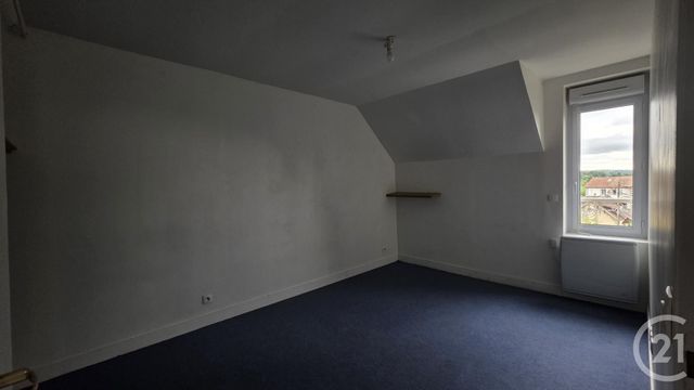 Maison &agrave; louer - 5 pi&egrave;ces - 77,37 m2 - Bagnoles De L Orne Normandie - 61 - BASSE-NORMANDIE