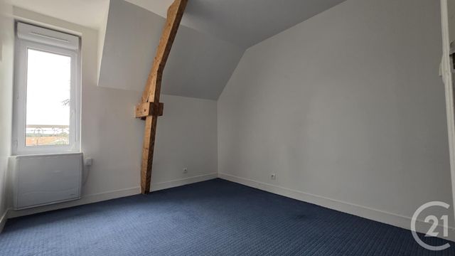 Maison &agrave; louer - 5 pi&egrave;ces - 77,37 m2 - Bagnoles De L Orne Normandie - 61 - BASSE-NORMANDIE