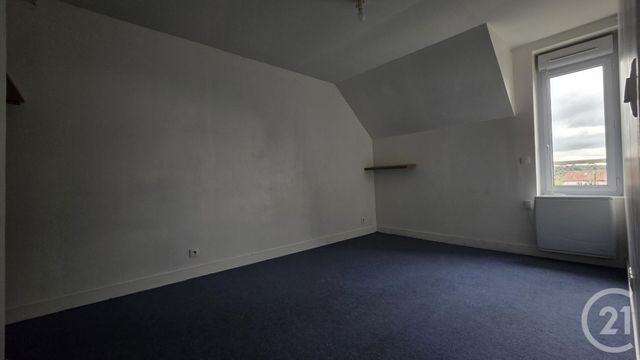 Maison &agrave; louer - 5 pi&egrave;ces - 77,37 m2 - Bagnoles De L Orne Normandie - 61 - BASSE-NORMANDIE