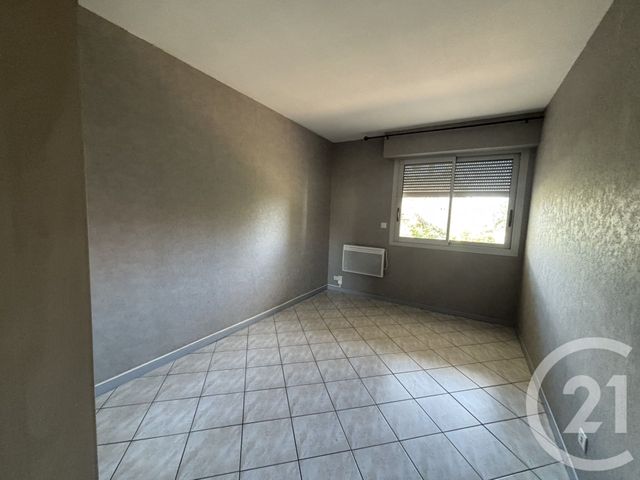 Appartement T2 &agrave; vendre - 2 pi&egrave;ces - 40 m2 - Bagnoles De L Orne Normandie - 61 - BASSE-NORMANDIE