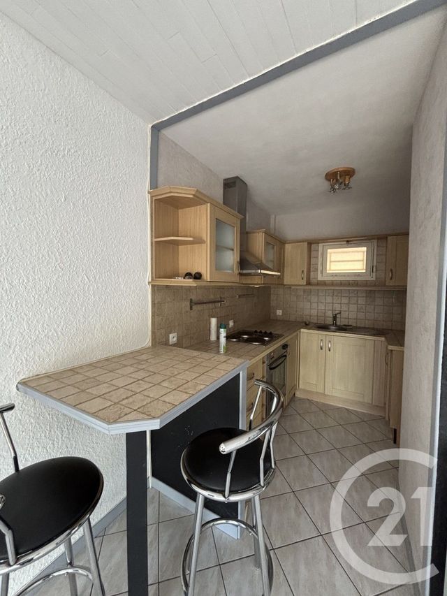 Appartement T2 &agrave; vendre - 2 pi&egrave;ces - 40 m2 - Bagnoles De L Orne Normandie - 61 - BASSE-NORMANDIE