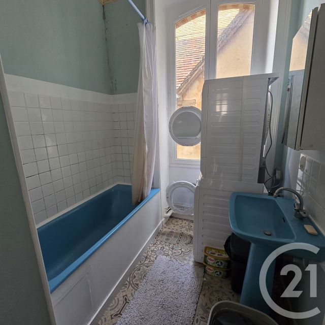 Appartement &agrave; louer - 3 pi&egrave;ces - 79,86 m2 - Bagnoles De L Orne Normandie - 61 - BASSE-NORMANDIE