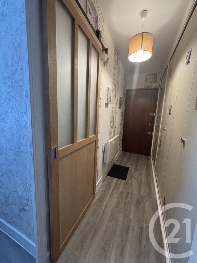 Appartement Studio &agrave; vendre - 1 pi&egrave;ce - 26,23 m2 - Bagnoles De L Orne Normandie - 61 - BASSE-NORMANDIE