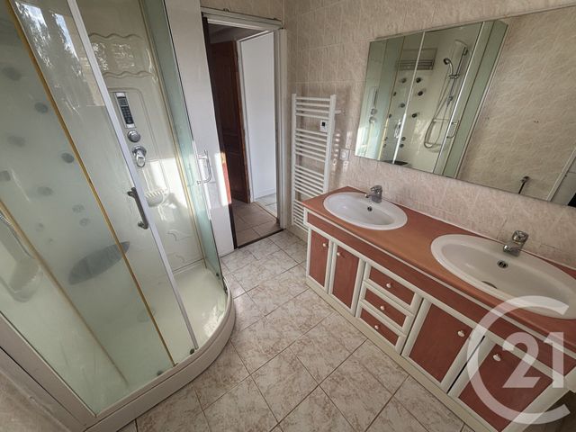 Maison &agrave; louer - 6 pi&egrave;ces - 116,88 m2 - Juvigny Val D Andaine - 61 - BASSE-NORMANDIE